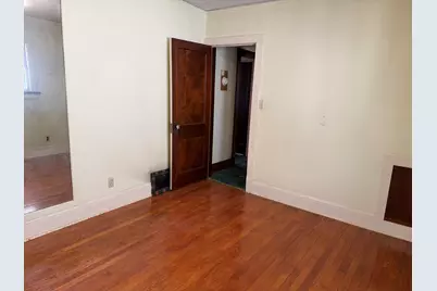 2772 N 52nd St, Milwaukee, WI 53210 - Photo 8