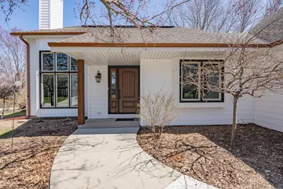 4080 S Wilshire Dr, New Berlin, WI 53151 - Photo 2