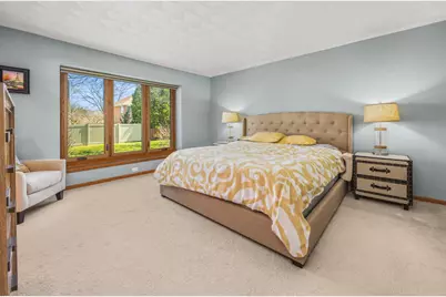 4080 S Wilshire Dr, New Berlin, WI 53151 - Photo 6