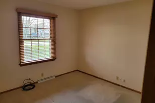 13600 W Forest Knoll Dr, New Berlin, WI 53151 - Photo 24