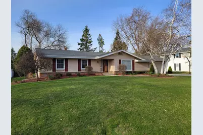 13600 W Forest Knoll Dr, New Berlin, WI 53151 - Photo 1