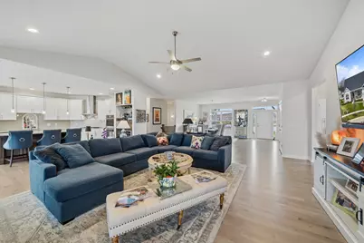 1740  Cobblestone Ct, Lake Geneva, WI 53147 - Photo 20