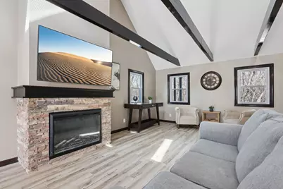 N87W36989  Mapleton Rd, Oconomowoc, WI 53066 - Photo 8