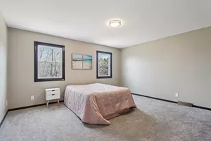 N87W36989 Mapleton Rd, Oconomowoc, WI 53066 - Photo 28