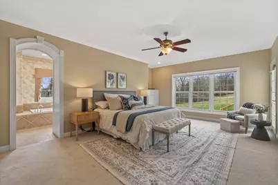 W282N4331  Somerset Ln, Delafield, WI 53072 - Photo 18