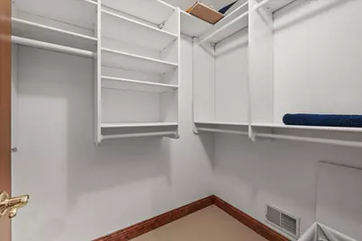 W282N4331  Somerset Ln, Delafield, WI 53072 - Photo 32