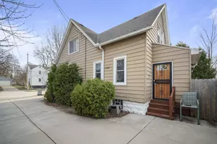 1338 W Brown St, Milwaukee, WI 53205 - Photo 12