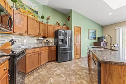 8316  Ivanhoe Pl, Sturtevant, WI 53177 - Photo 8