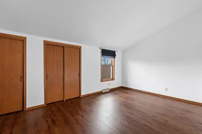 8247 S Legend Dr, Franklin, WI 53132 - Photo 18