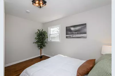 1363 S 91st St, West Allis, WI 53214 - Photo 20