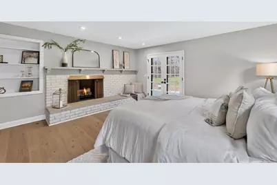 10525 N Fairway Ln, Mequon, WI 53092 - Photo 20