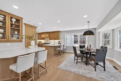 10525 N Fairway Ln, Mequon, WI 53092 - Photo 12