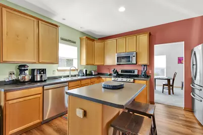 511  Acacia Dr, Saukville, WI 53024 - Photo 18