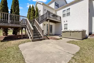 511 Acacia Dr, Saukville, WI 53024 - Photo 34