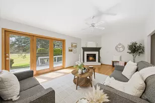 W178N9743 Riversbend Circle, Germantown, WI 53022 - Photo 4