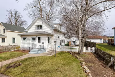 1208  Kane St, La Crosse, WI 54603 - Photo 4