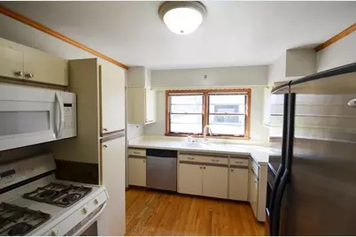 429 S Whiton St, Whitewater, WI 53190 - Photo 10