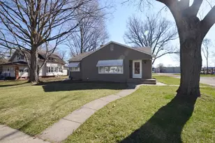 429 S Whiton St, Whitewater, WI 53190 - Photo 28