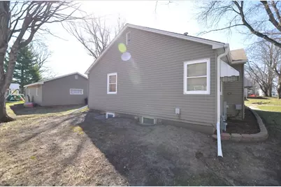429 S Whiton St, Whitewater, WI 53190 - Photo 30