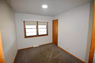 429 S Whiton St, Whitewater, WI 53190 - Photo 16