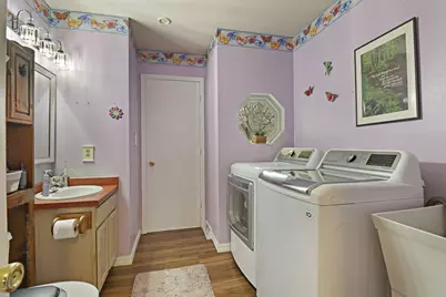 6366  Ambassador Ln, Racine, WI 53402 - Photo 10