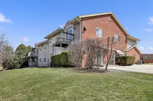 668 Westfield Way, Pewaukee, WI 53072 - Photo 18