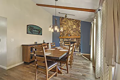 8050  Gina Dr, Racine, WI 53406 - Photo 6