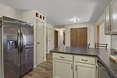 8050  Gina Dr, Racine, WI 53406 - Photo 8