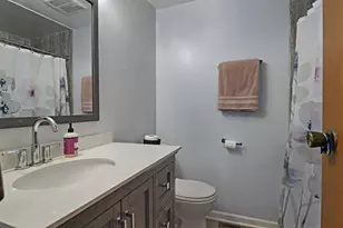 8050 Gina Dr, Racine, WI 53406 - Photo 14