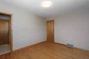 4842 N 104th St, Milwaukee, WI 53225 - Photo 22