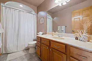 9333 Conifer Ct, Racine, WI 53406 - Photo 20