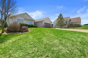 9333 Conifer Ct, Racine, WI 53406 - Photo 40