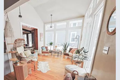 323 W Geneva St, Williams Bay, WI 53191 - Photo 2