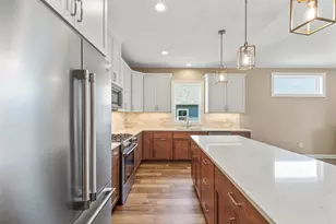 1538 Weston Rdg Rd, Oconomowoc, WI 53066 - Photo 4