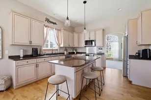 W348N5818 Snapdragon Ct, Oconomowoc, WI 53066 - Photo 12