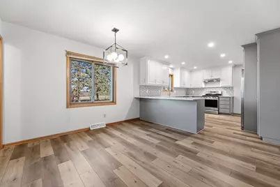 W287N6615  Hibritten Way, Merton, WI 53029 - Photo 8