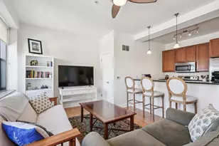 606 W Wisconsin Ave, Milwaukee, WI 53203 - Photo 6