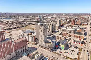 606 W Wisconsin Ave, Milwaukee, WI 53203 - Photo 40