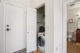 606 W Wisconsin Ave, Milwaukee, WI 53203 - Photo 16