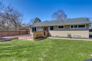 W200N9460 Woodside Ln, Menomonee Falls, WI 53051 - Photo 36