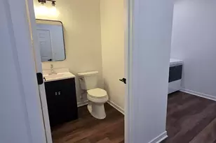 1876 Shyanne Ct, Hartford, WI 53027 - Photo 4