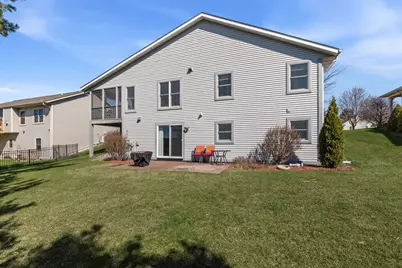 1245  Garfield Ln, Hartford, WI 53027 - Photo 2