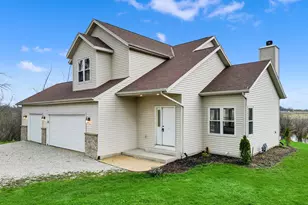 7809 E Wind Lake Rd, Racine, WI 53185 - Photo 2
