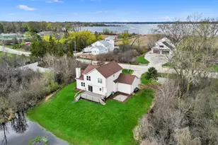 7809 E Wind Lake Rd, Racine, WI 53185 - Photo 30
