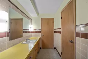 W151N7824 Hilltop Dr, Menomonee Falls, WI 53051 - Photo 30