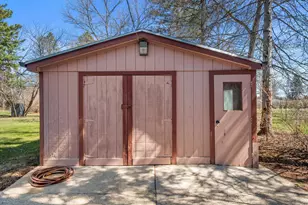 W151N7824 Hilltop Dr, Menomonee Falls, WI 53051 - Photo 8