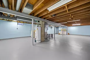 W151N7824 Hilltop Dr, Menomonee Falls, WI 53051 - Photo 32