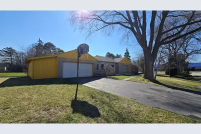 8812 N Mohawk Rd, Bayside, WI 53217 - Photo 2
