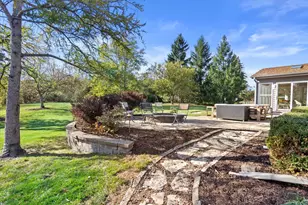 10223 N Range Line Ct, Mequon, WI 53092 - Photo 72