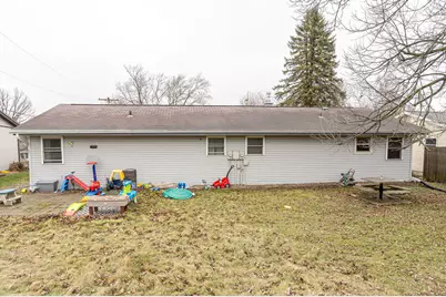 1920  Woodlawn Ave #1922, West Bend, WI 53090 - Photo 30